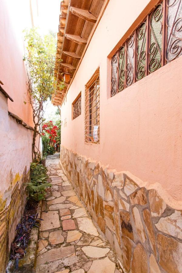 Chale De Pedra - Hospedaria เซาโตเมตัสเลตราส ภายนอก รูปภาพ